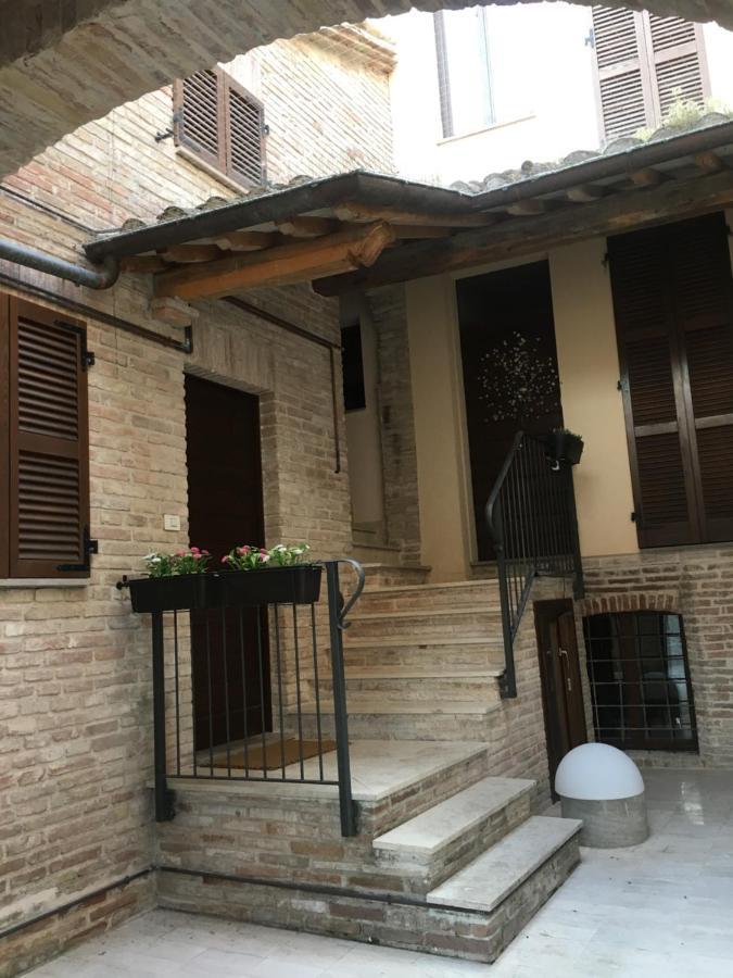 Il Borghetto Medievale Suite 파브리아노 외부 사진